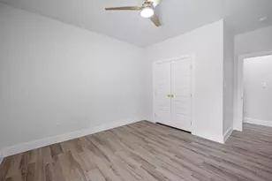 705 Cliff St, Fort Worth, TX 76164 - Photo 32