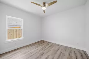 705 Cliff St, Fort Worth, TX 76164 - Photo 24
