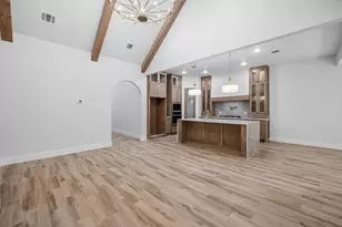 705 Cliff St, Fort Worth, TX 76164 - Photo 8