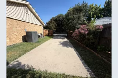 5540 Misty Meadows Drive, North Richland Hills, TX 76180 - Photo 12