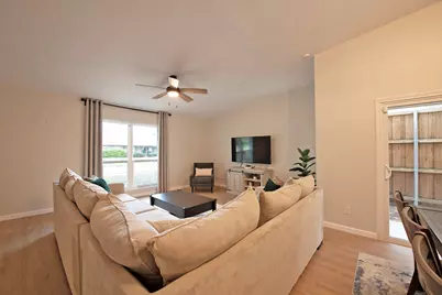 9322 Shipman Street, Rowlett, TX 75088 - Photo 6