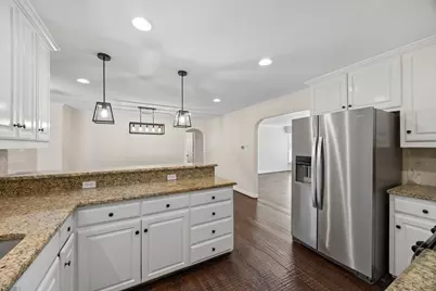 8618 Lockhaven Drive, Dallas, TX 75238 - Photo 12