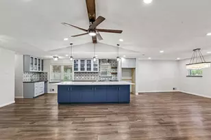 4915 Hovenkamp Dr, Dallas, TX 75227 - Photo 10