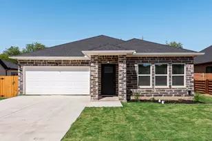 2512 Sheraton Dr, Fort Worth, TX 76105 - Photo 2