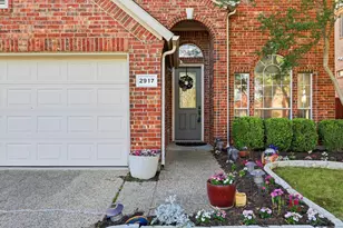2917 Waterford Dr, Irving, TX 75063 - Photo 2