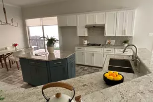 2917 Waterford Dr, Irving, TX 75063 - Photo 8
