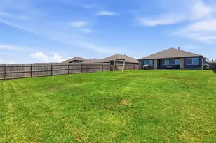 1032 Fairfax Dr, Godley, TX 76044 - Photo 22