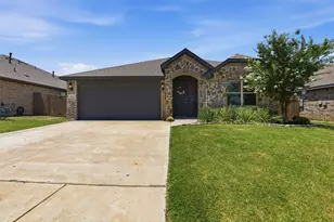 1032 Fairfax Dr, Godley, TX 76044 - Photo 2
