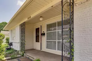 2016 Menefee St, Arlington, TX 76010 - Photo 6