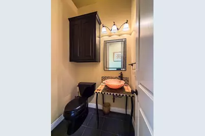 223 E Bay Drive, Bridgeport, TX 76426 - Photo 14