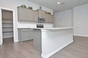 9212 Gln Mls Trl, Fort Worth, TX 76179 - Photo 8
