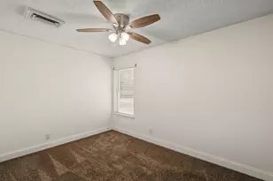 3909 Trail Lake Dr, Fort Worth, TX 76109 - Photo 32