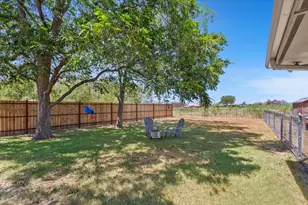 909 McClintic Dr, Groesbeck, TX 76642 - Photo 34