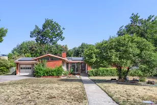 6716 Woodstock Rd, Fort Worth, TX 76116 - Photo 2