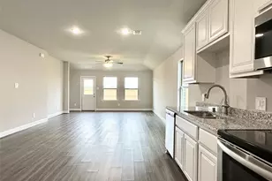 1428 Waverley Dr, Greenville, TX 75402 - Photo 6