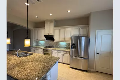 6464 Naples Drive, Irving, TX 75039 - Photo 2