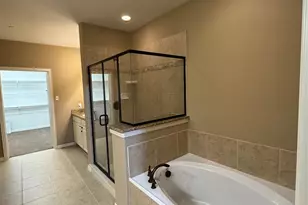 6464 Naples Dr, Irving, TX 75039 - Photo 8