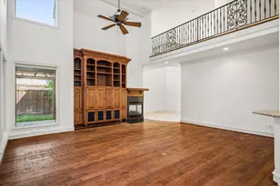 4709 Strait Ln, Carrollton, TX 75010 - Photo 6