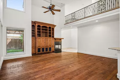 4709 Strait Lane, Carrollton, TX 75010 - Photo 4
