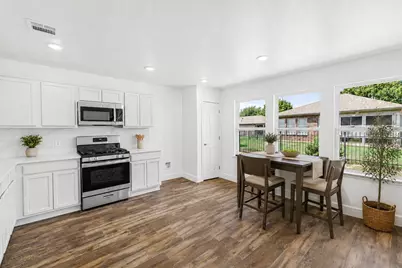 7737 Longaberger Drive, Frisco, TX 75036 - Photo 12