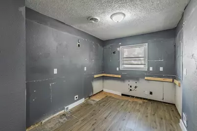 1106 Oak Street, Grand Prairie, TX 75050 - Photo 22