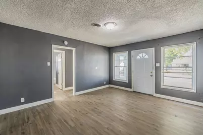 1106 Oak Street, Grand Prairie, TX 75050 - Photo 10