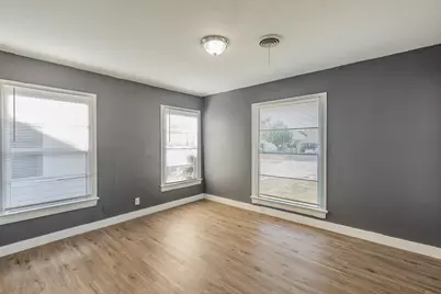 1106 Oak Street, Grand Prairie, TX 75050 - Photo 12