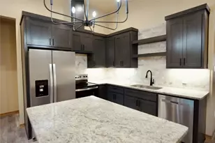320 Summit Dr, Mineral Wells, TX 76067 - Photo 8
