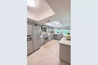 7208 Garrett Place, The Colony, TX 75056 - Photo 6