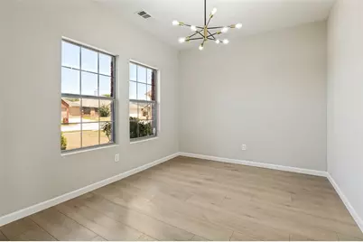 506 Fossil Hill Drive, Arlington, TX 76002 - Photo 8