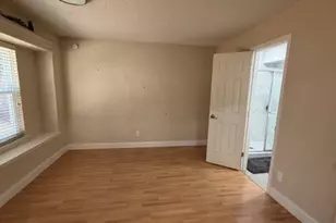 1429 Beckwith Dr, Arlington, TX 76018 - Photo 8