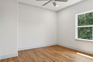 2016 Calypso St, Dallas, TX 75212 - Photo 12