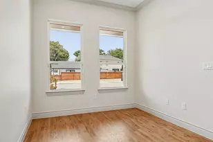 2016 Calypso St, Dallas, TX 75212 - Photo 6