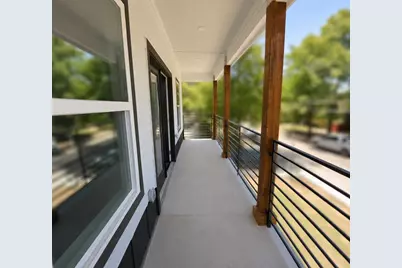 2542 Hooper Street, Dallas, TX 75215 - Photo 2