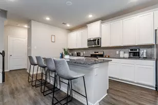 1270 Alamo Dr, Lewisville, TX 75077 - Photo 10
