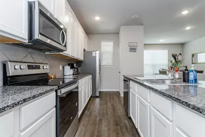 1270 Alamo Drive, Lewisville, TX 75077 - Photo 14