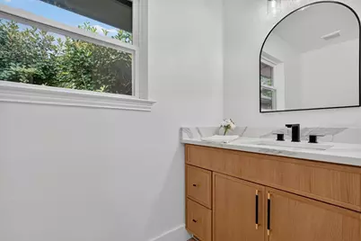 1104 Westwood Drive, Plano, TX 75075 - Photo 14