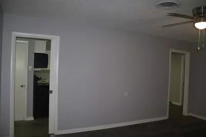 407 N Jefferson Street, Kaufman, TX 75142 - Photo 6