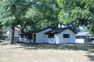 407 N Jefferson St, Kaufman, TX 75142 - Photo 2