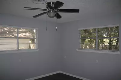 407 N Jefferson Street, Kaufman, TX 75142 - Photo 14