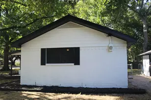 407 N Jefferson St, Kaufman, TX 75142 - Photo 4