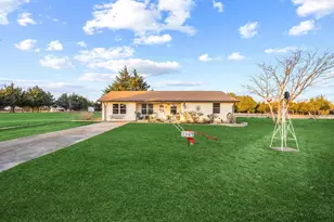 3387 FM 121, Van Alstyne, TX 75495 - Photo 2