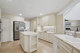 7050 Orchid Ln, Dallas, TX 75230 - Photo 10