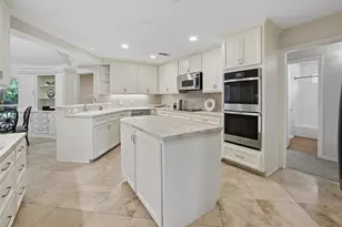 7050 Orchid Ln, Dallas, TX 75230 - Photo 12