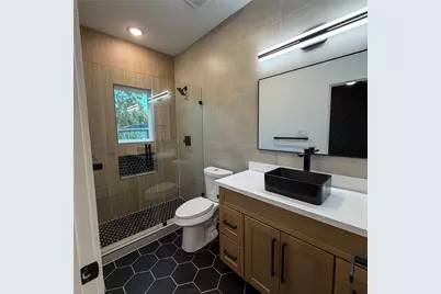 4916 Tronewood Street, Houston, TX 77016 - Photo 14