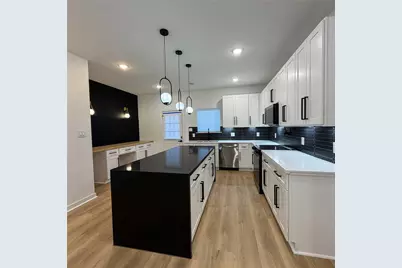 4916 Tronewood Street, Houston, TX 77016 - Photo 6