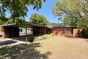 2223 Forest Oaks Dr, Dallas, TX 75228 - Photo 2