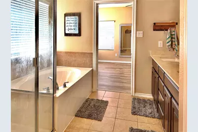 1068 Meadow Scape Drive, Fort Worth, TX 76028 - Photo 12