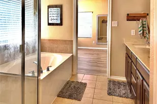 1068 Meadow Scape Dr, Fort Worth, TX 76028 - Photo 12