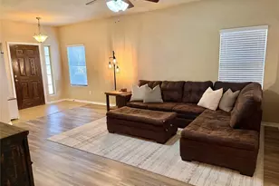 1068 Meadow Scape Dr, Fort Worth, TX 76028 - Photo 4